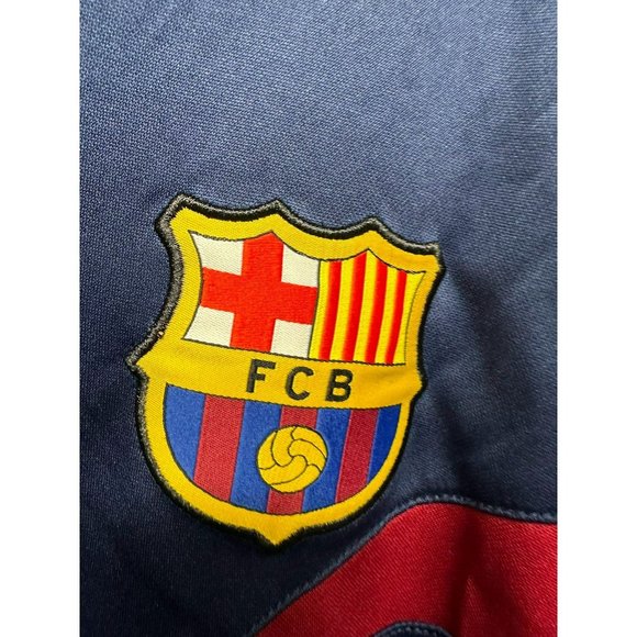 FC‎ Barcelona Men's V-Neck Jersey Size Large - Picture 2 of 6